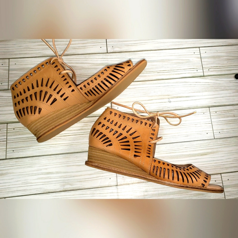 Jeffrey Campbell wedge-heeled open-toed women's shoes size 9